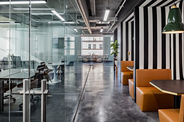 How Are Private Offices and Coworking Spaces Different From One Another
