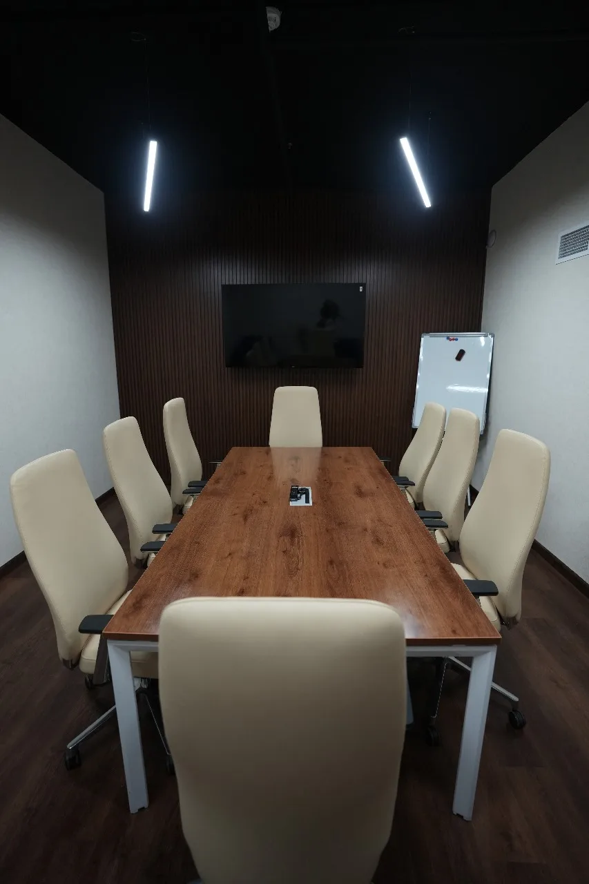 10-seat boardroom for rent in Dubai at GAL Business Center